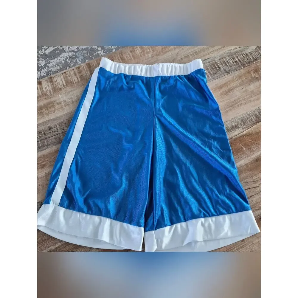 Kids 2-piece Everlast Boxing Robe And Short, see measurements, size tag missing.